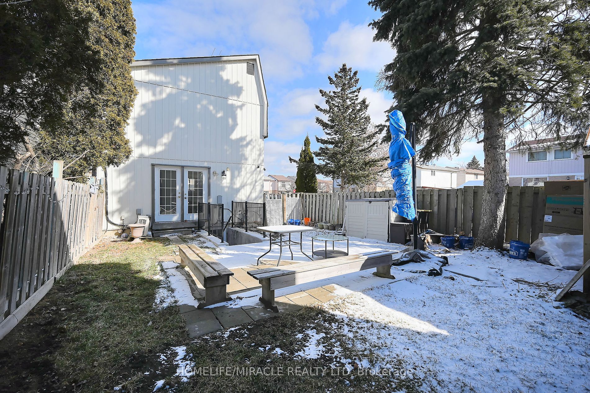 48 Grand Valley Dr
