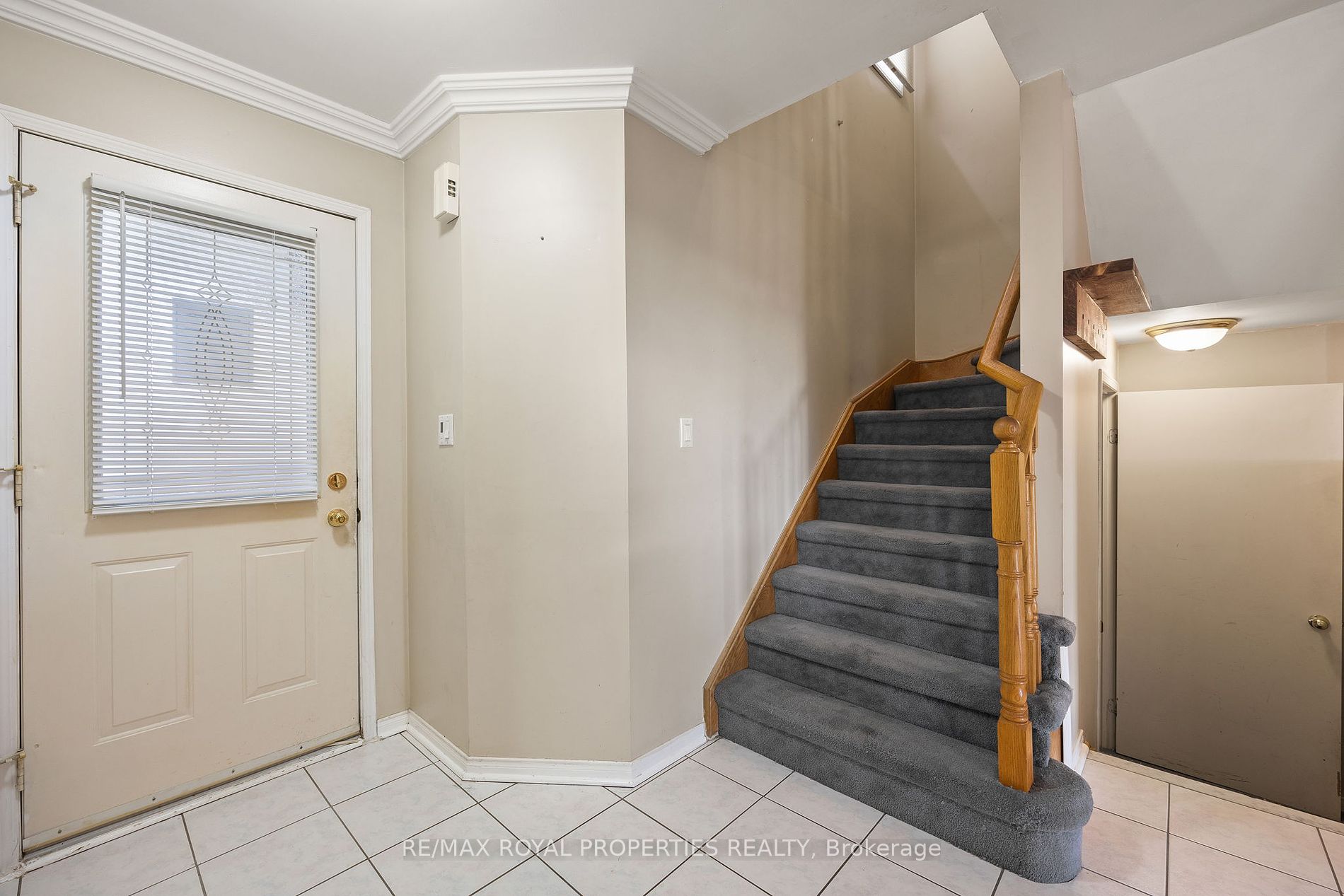 423 Jay Crescent
