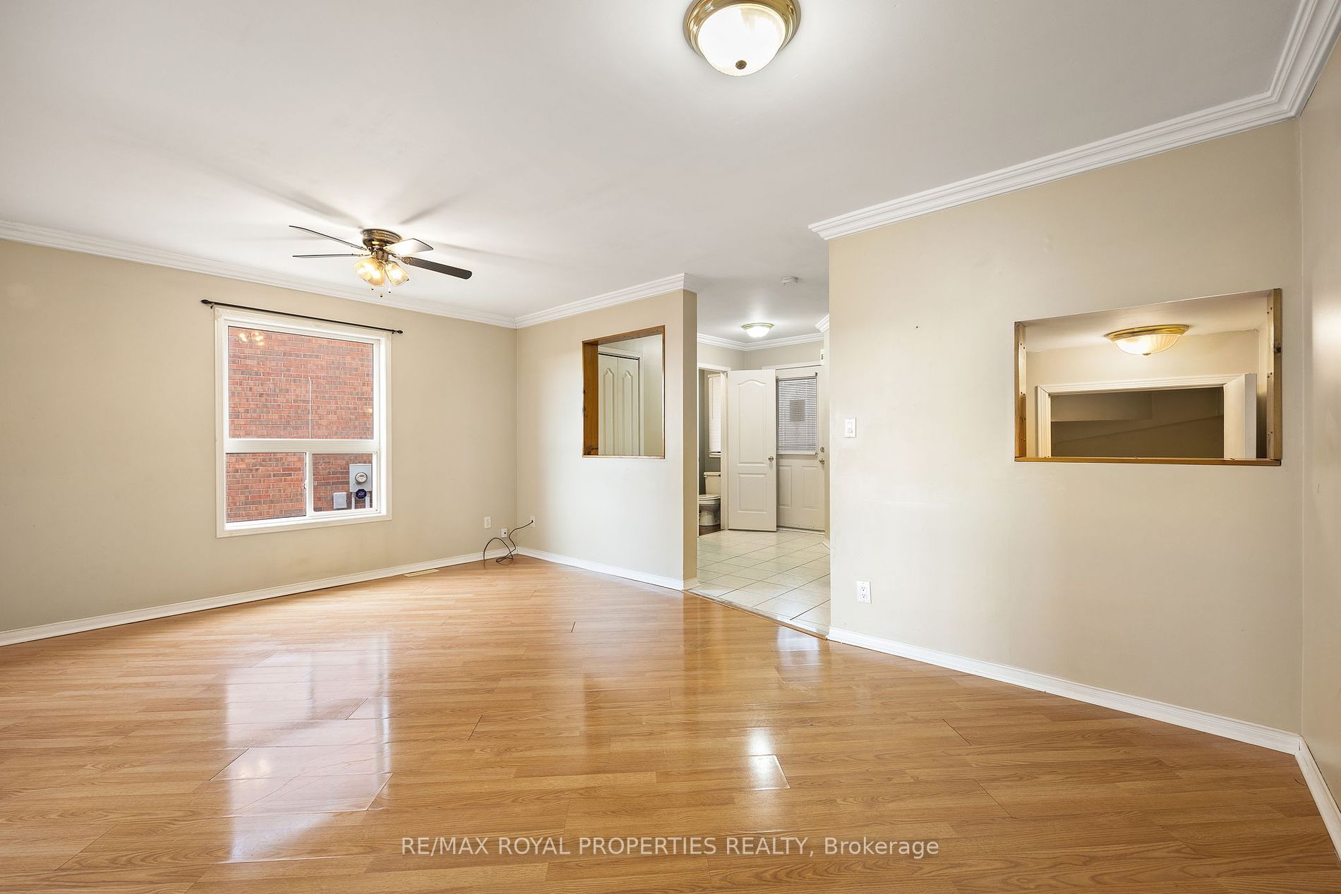 423 Jay Crescent