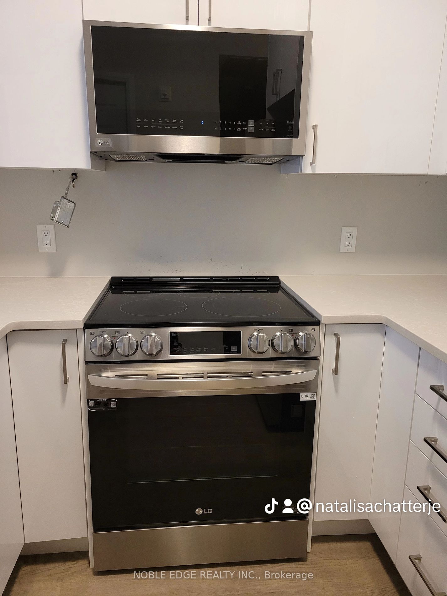 470 Gordon Krantz Ave, #205