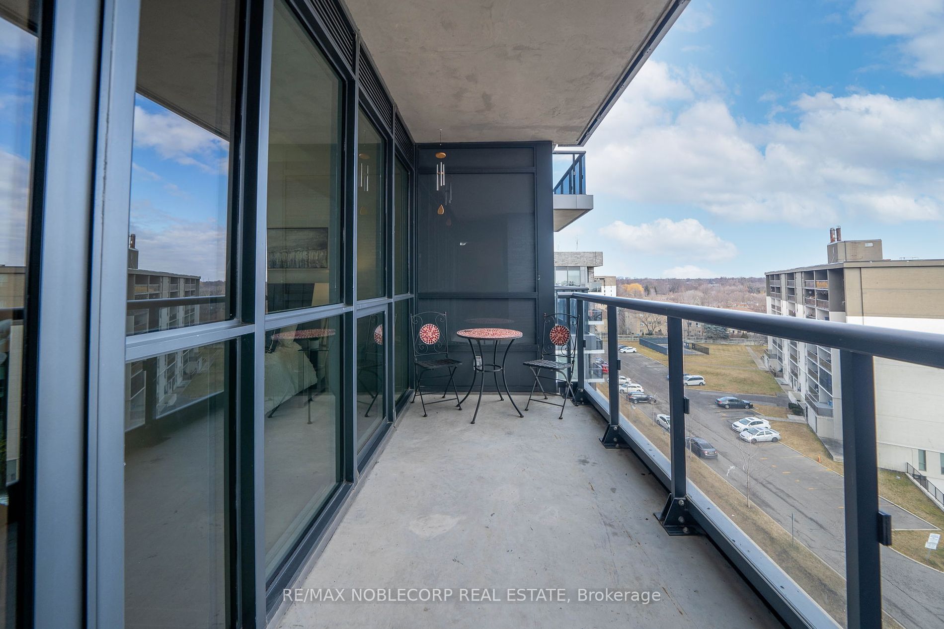 10 Gibbs Rd, #717