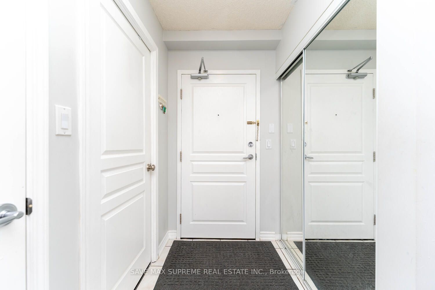 300 Ray Lawson Boulevard, #314