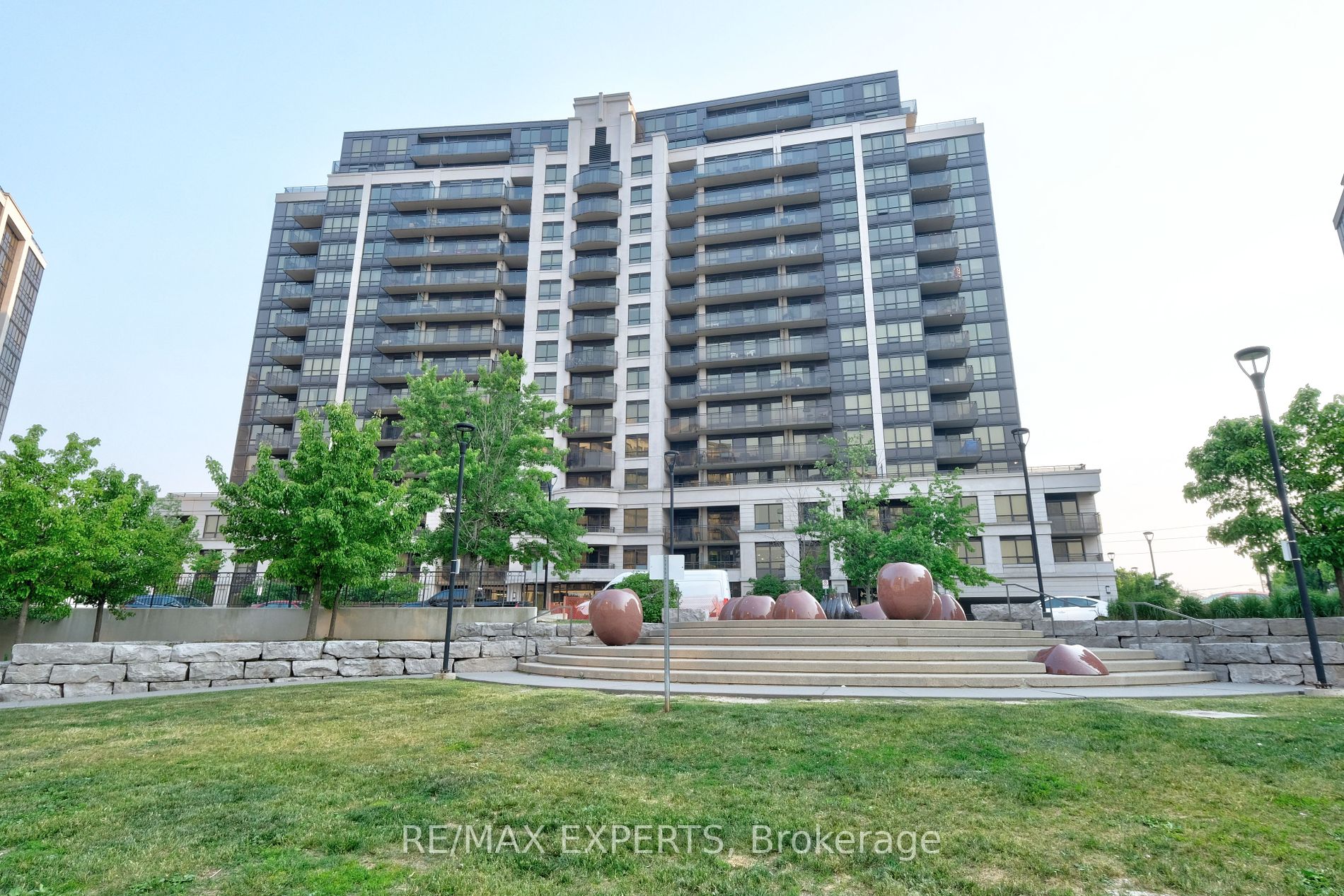 1070 Sheppard Ave W, #502