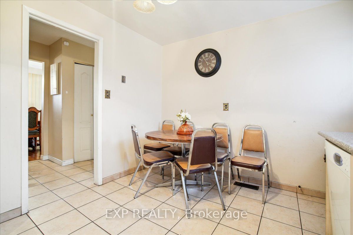 3218 Monica Dr