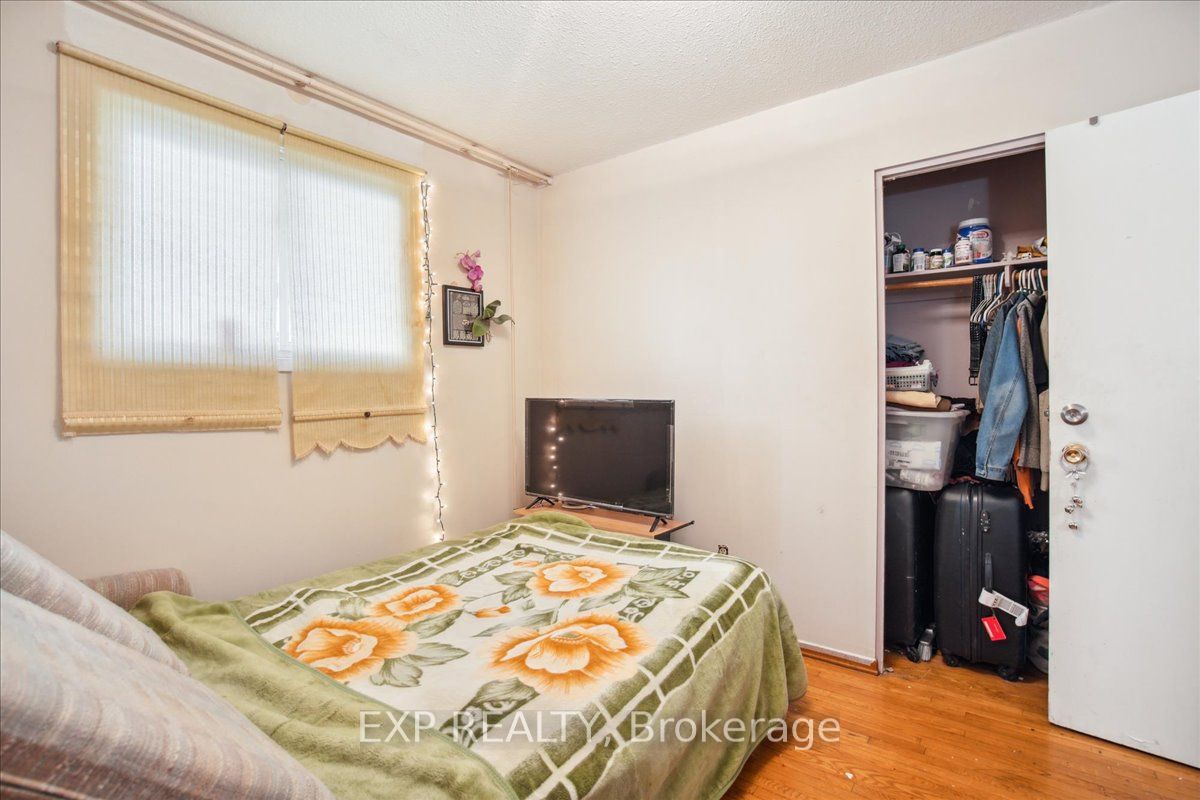 3218 Monica Dr