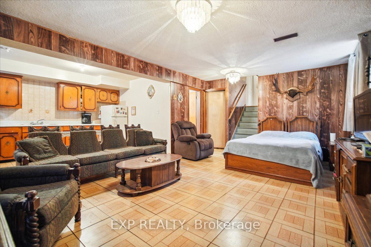 3218 Monica Dr
