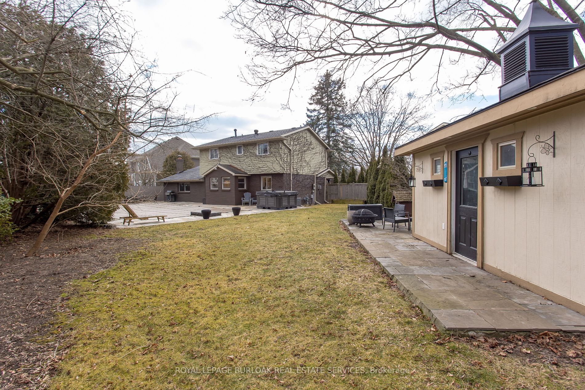 409 Valanna Cres