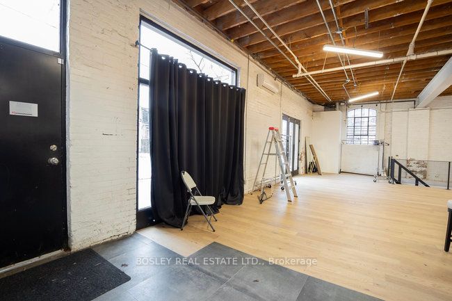 1233 Queen St W, #Rear