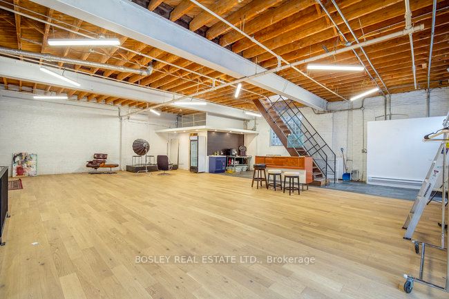 1233 Queen St W, #Rear