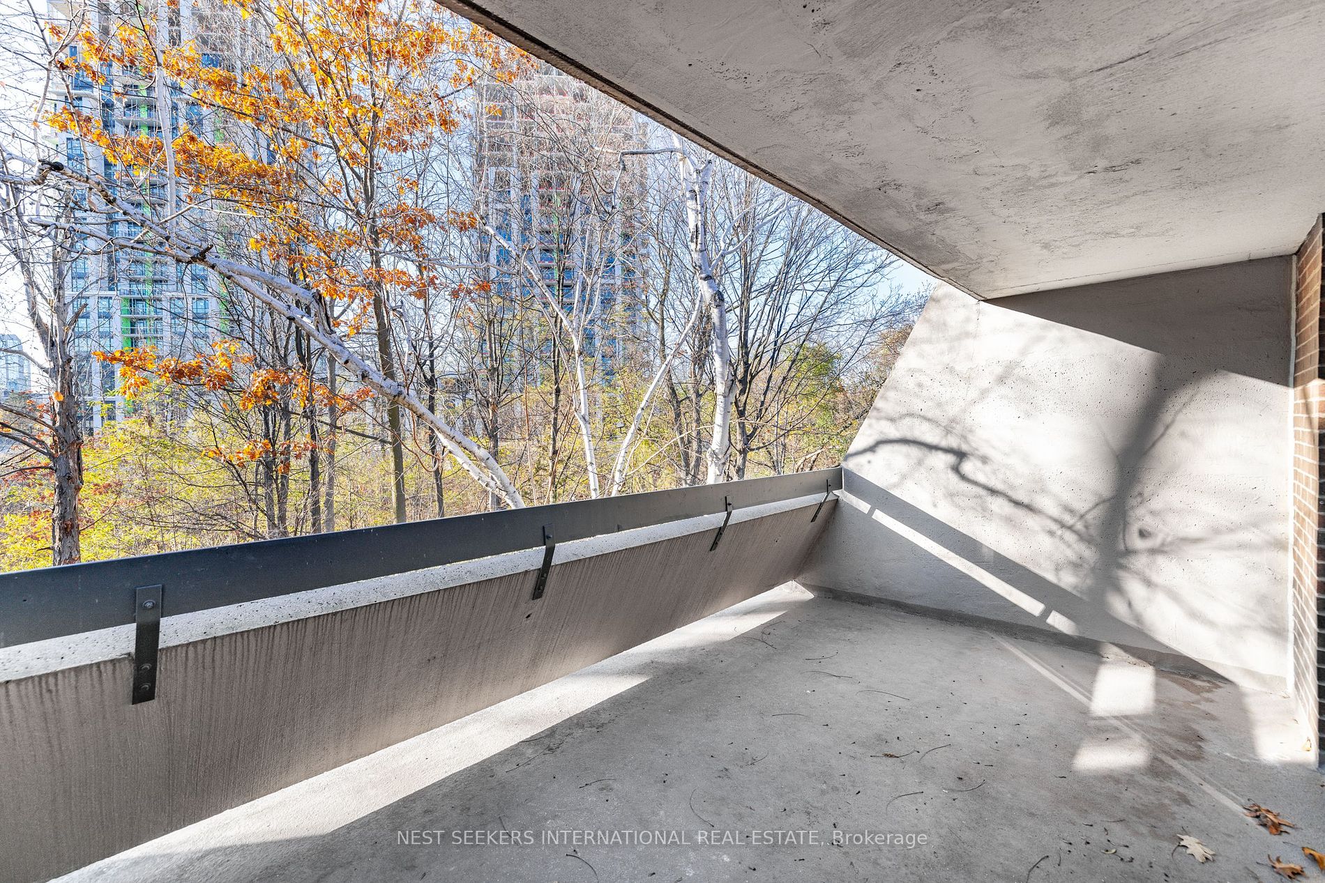 1330 Mississauga Valley Blvd, #24