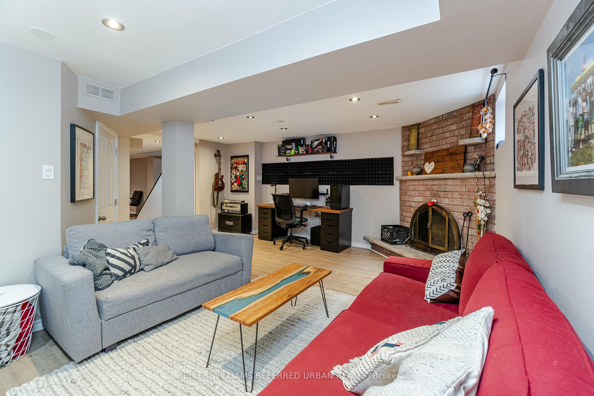 4002 Bishopstoke Lane