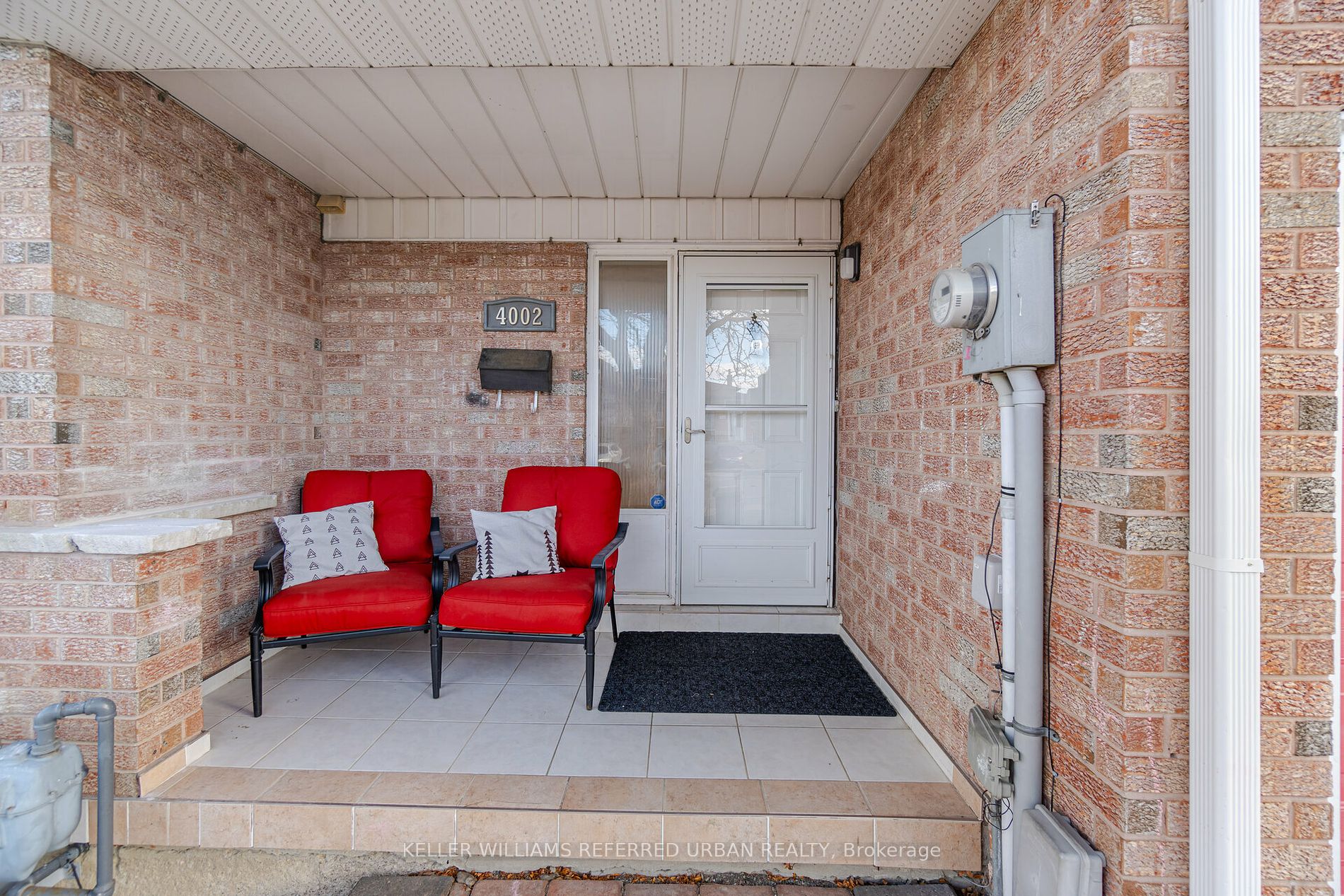 4002 Bishopstoke Lane
