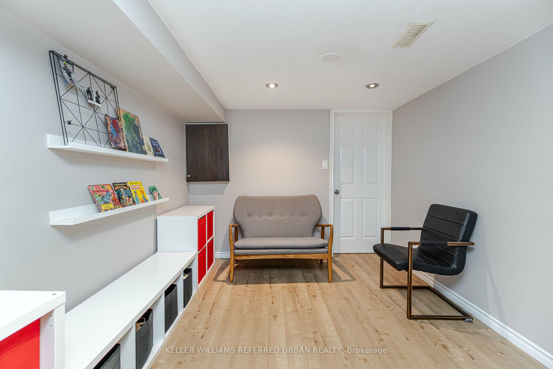 4002 Bishopstoke Lane