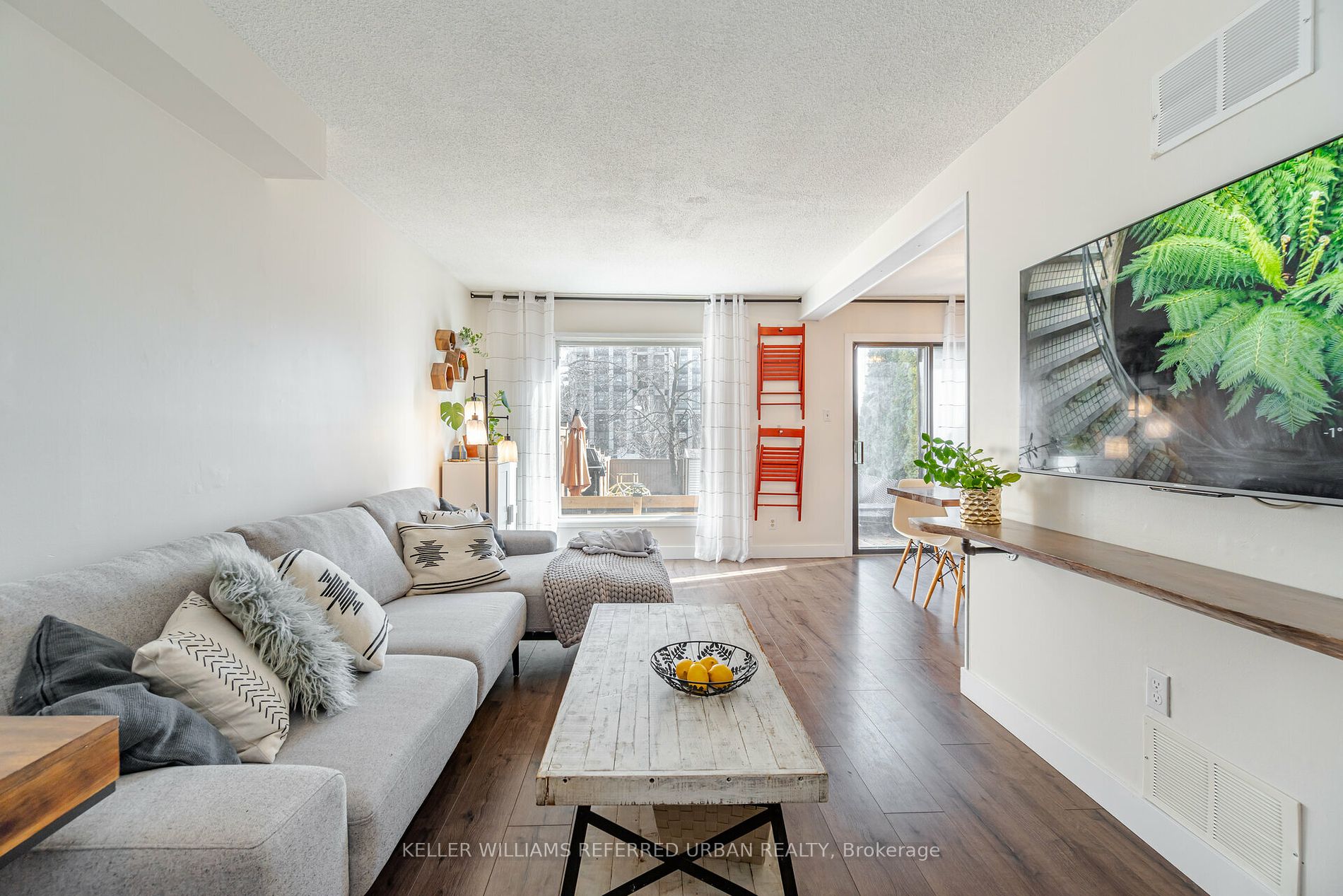 4002 Bishopstoke Lane
