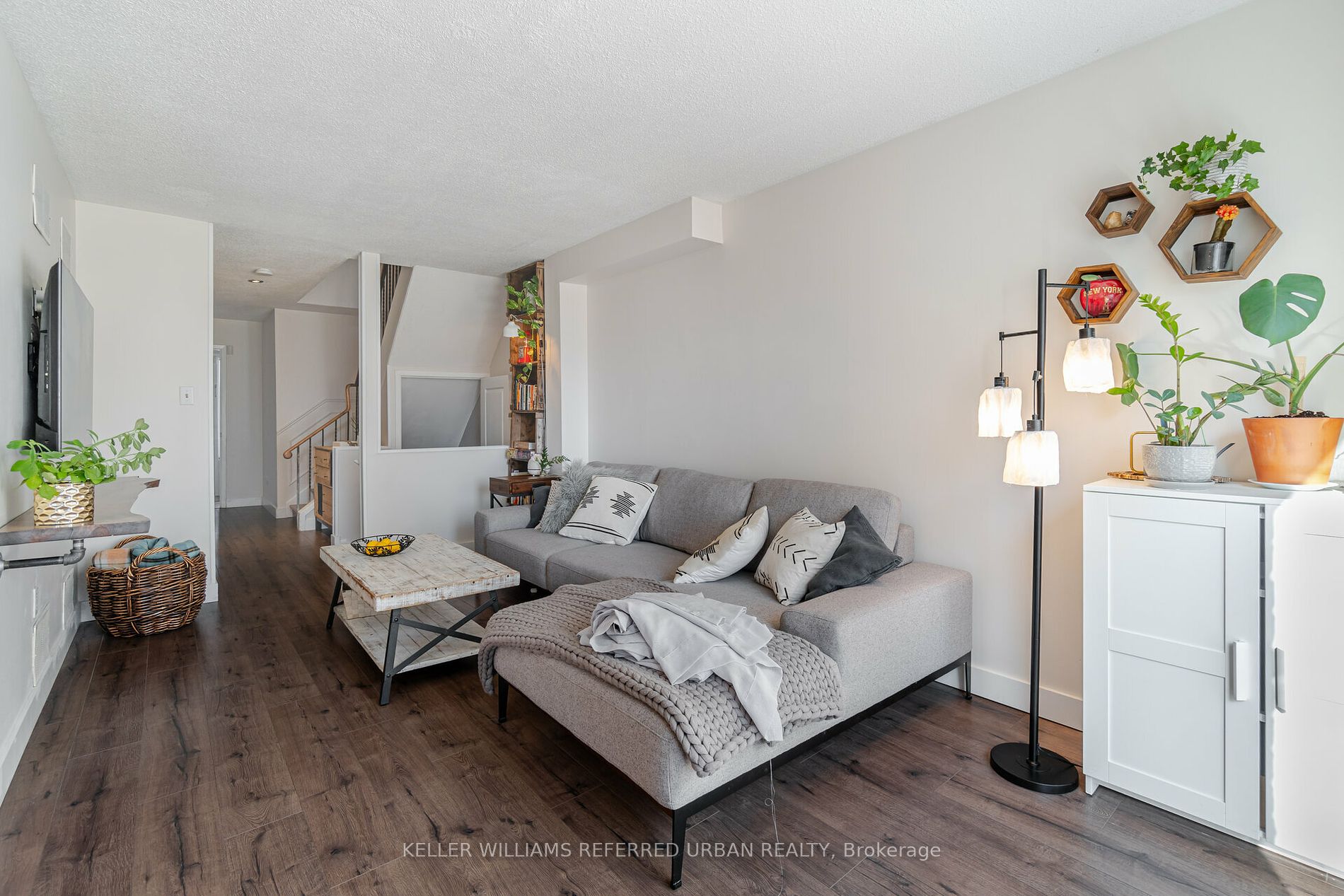 4002 Bishopstoke Lane