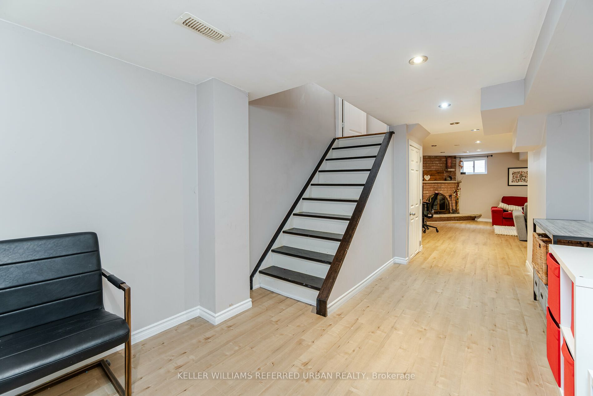 4002 Bishopstoke Lane