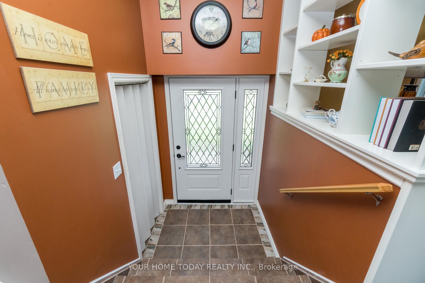 6 Hyland Avenue
