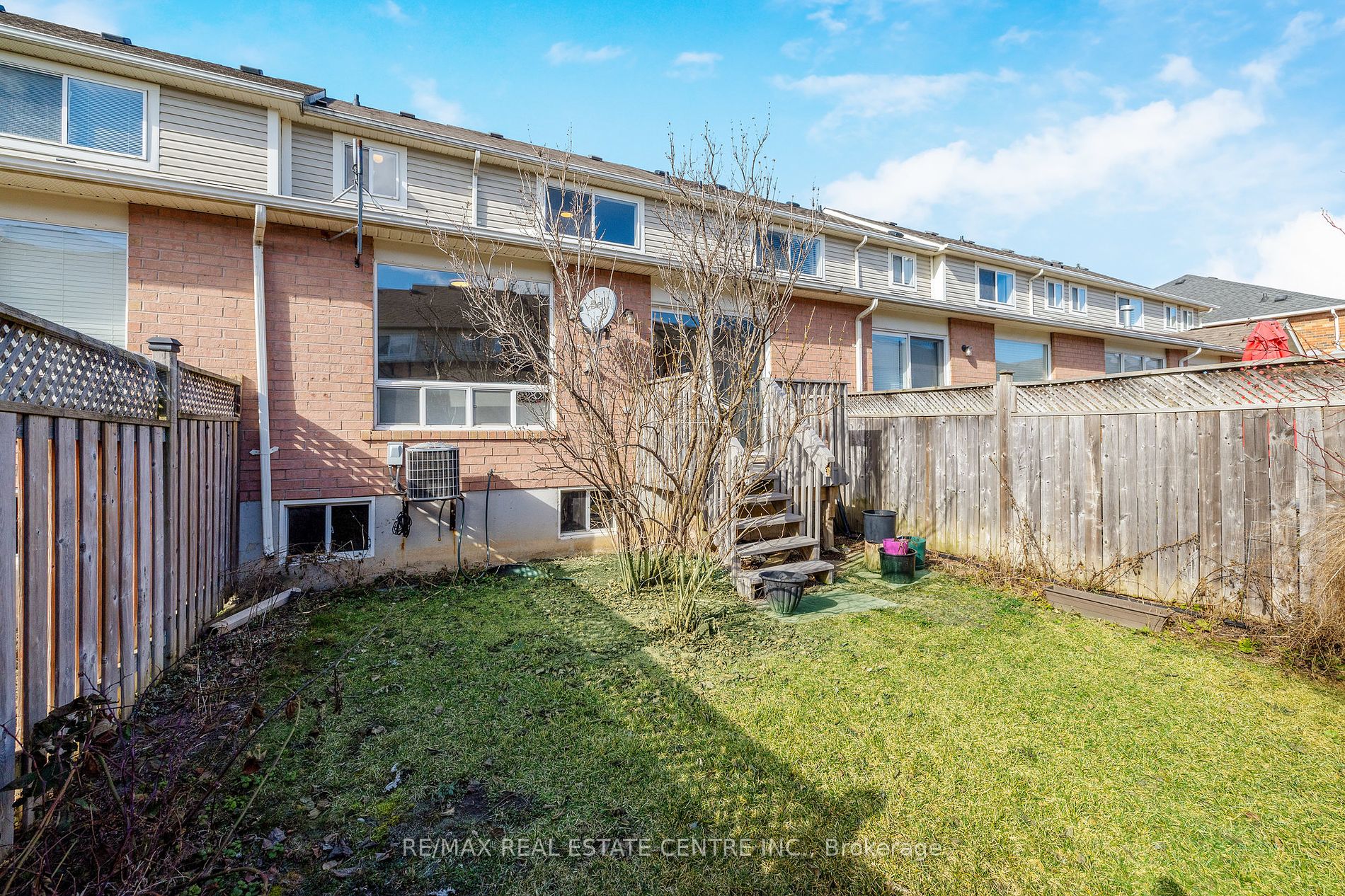 873 Gazley Circ