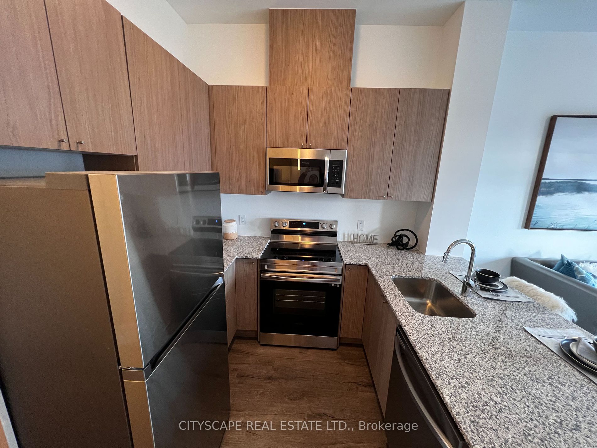 460 Gordon Krantz Avenue, #611