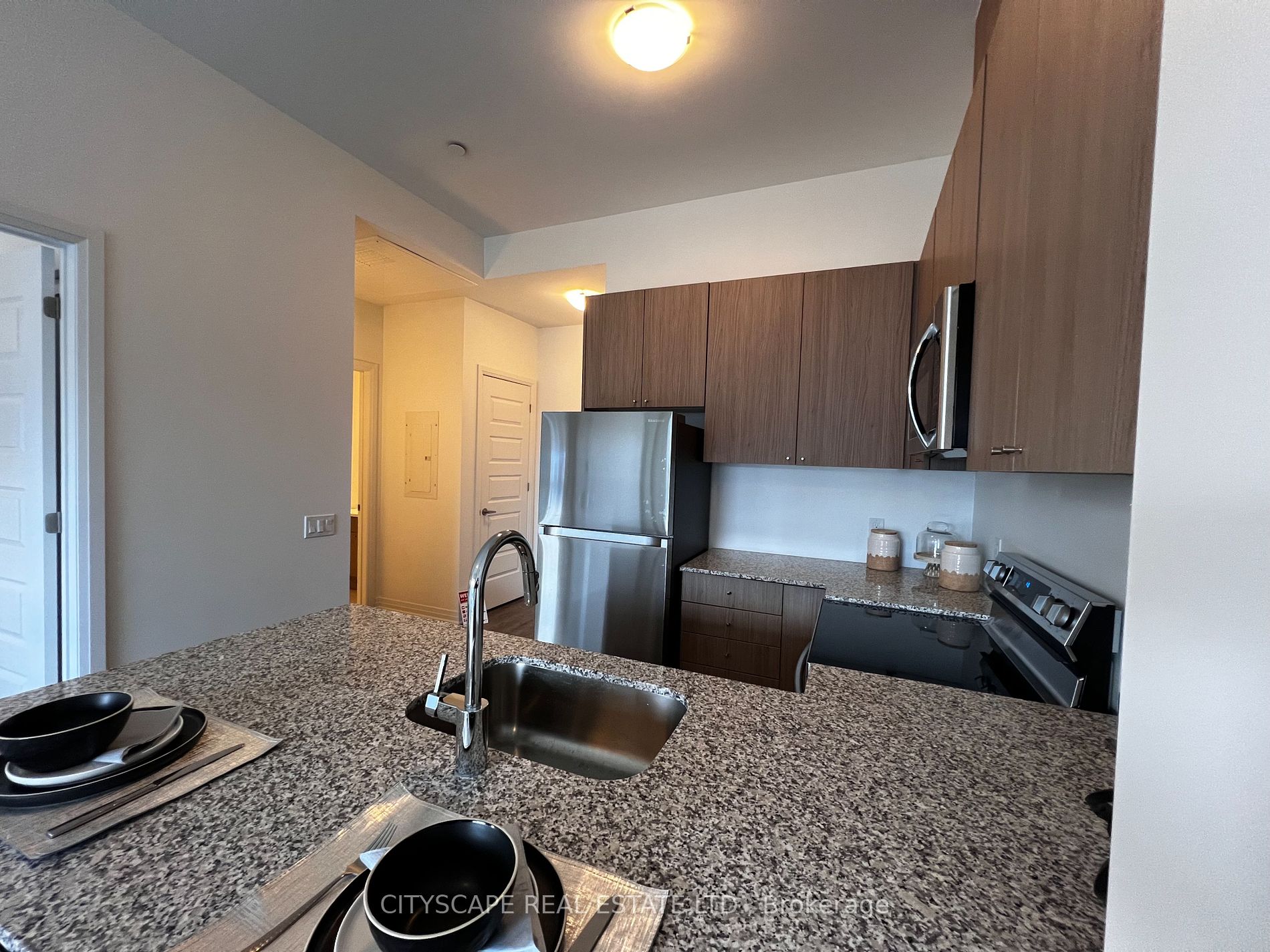 460 Gordon Krantz Avenue, #611