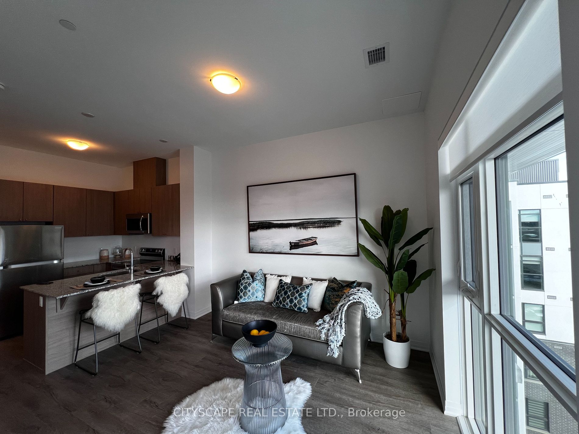 460 Gordon Krantz Avenue, #611