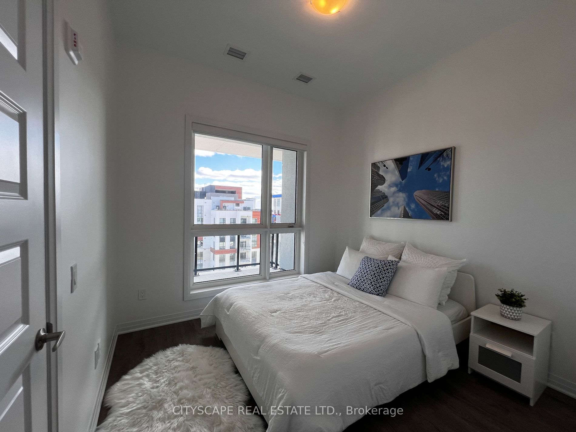 460 Gordon Krantz Avenue, #611