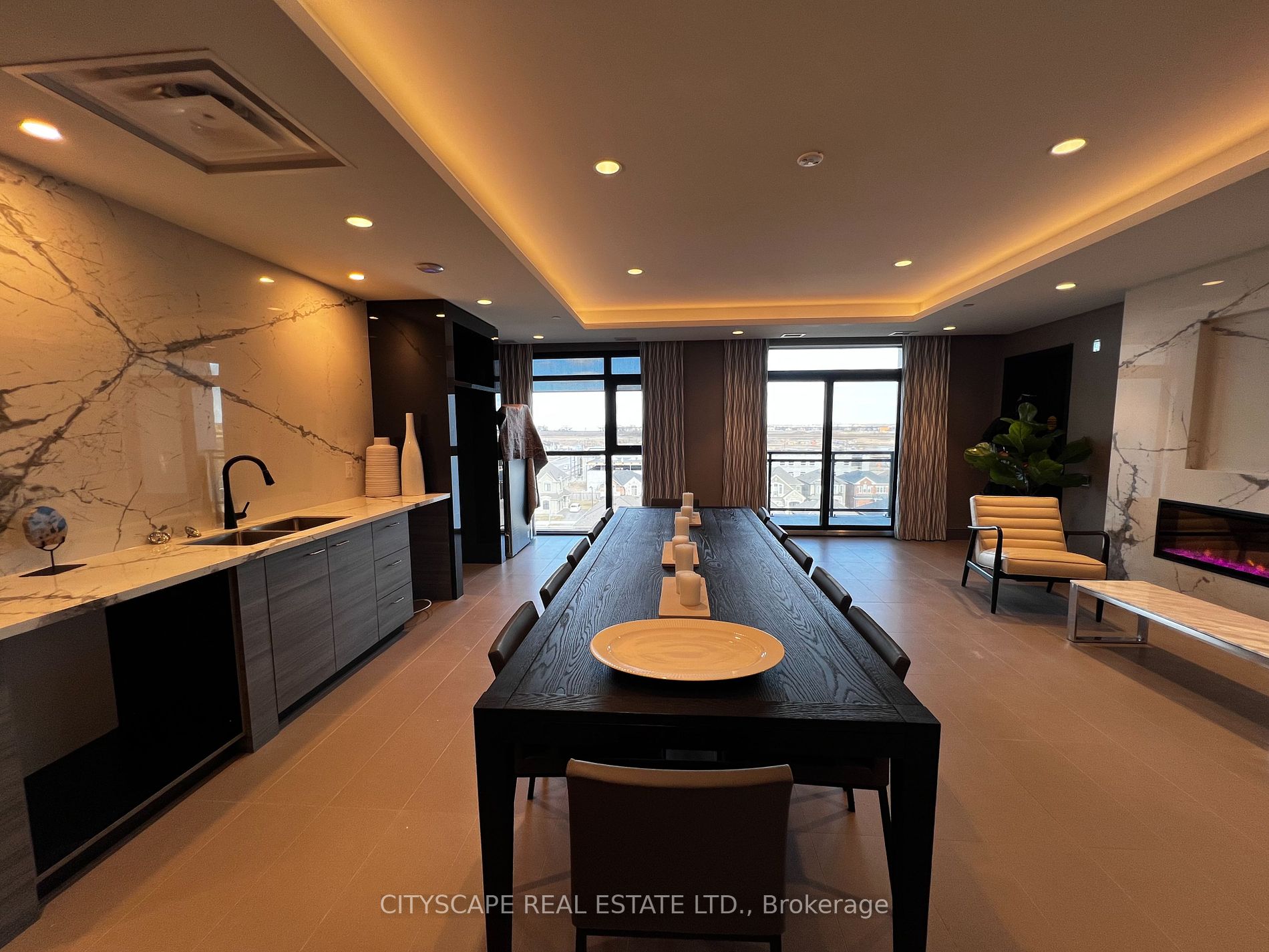 460 Gordon Krantz Avenue, #611