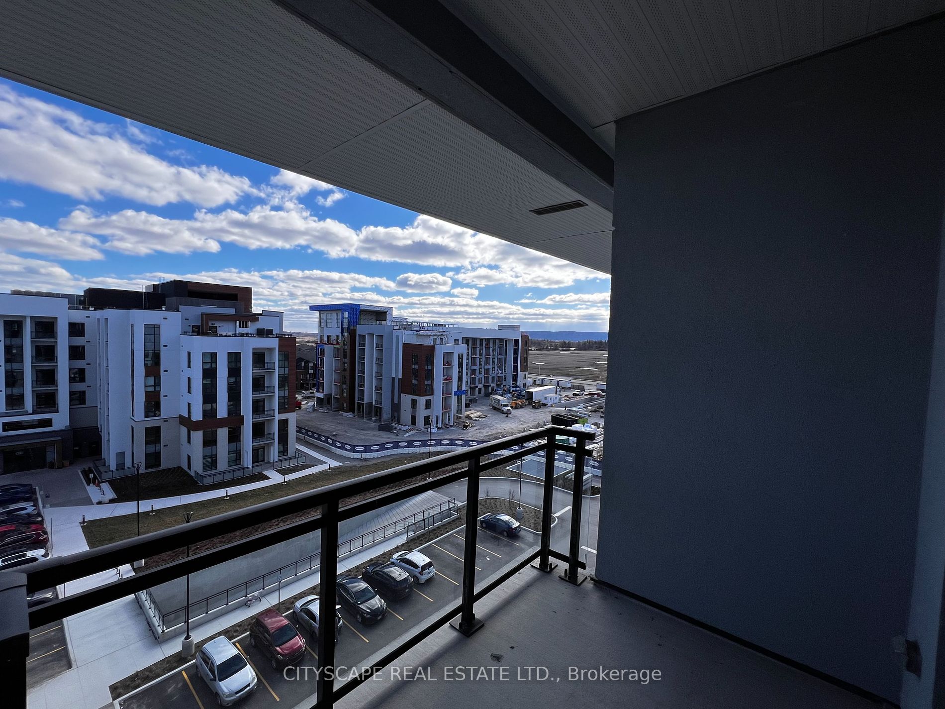 460 Gordon Krantz Avenue, #611