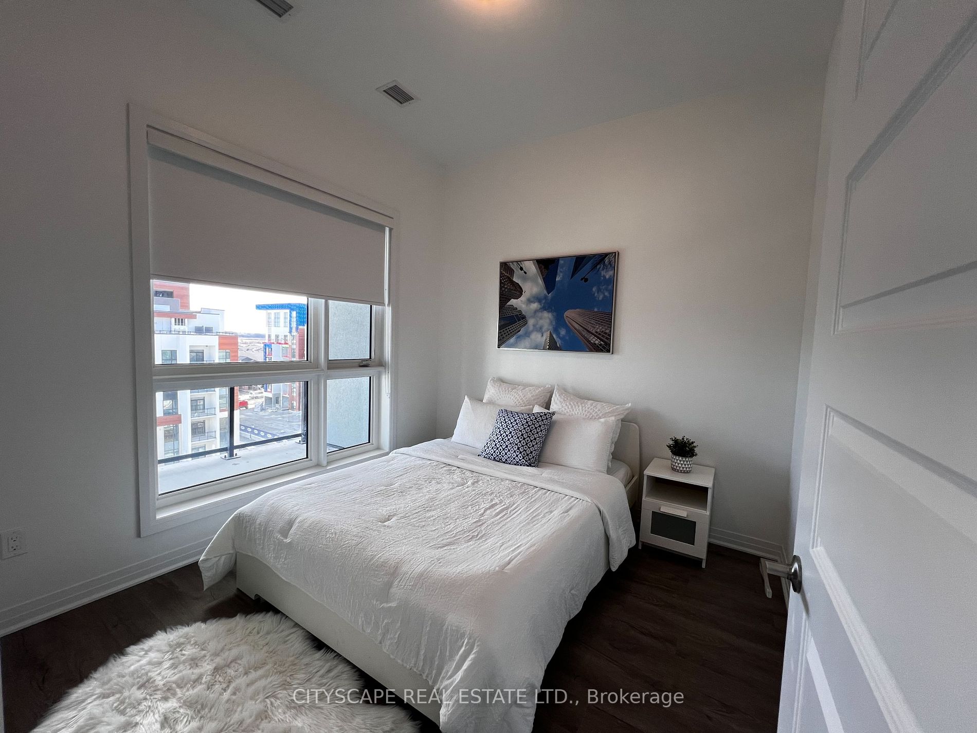 460 Gordon Krantz Avenue, #611