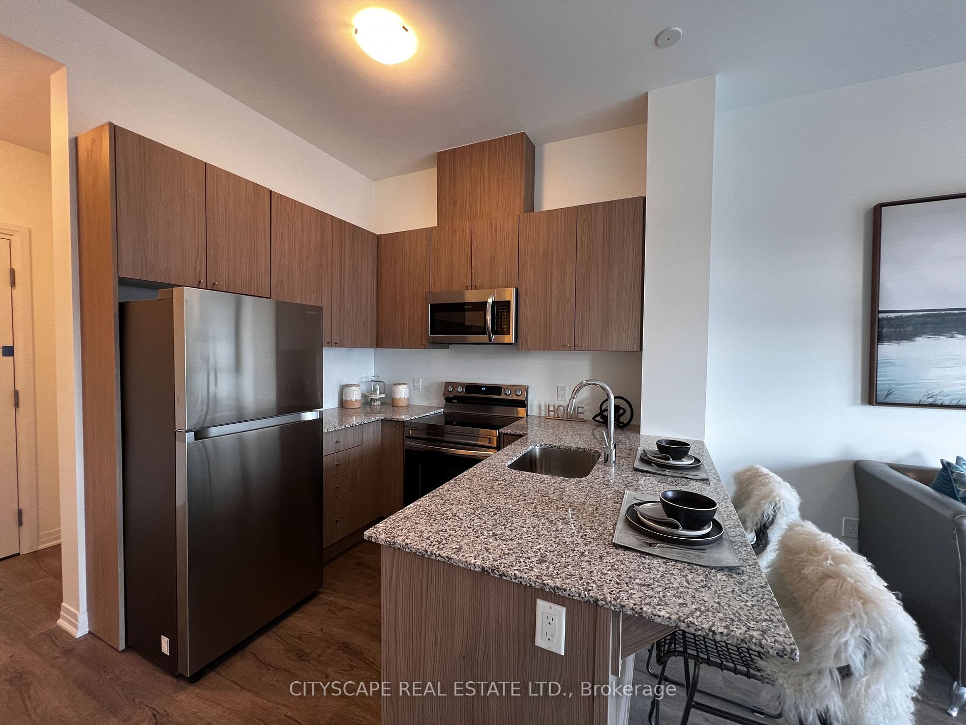 460 Gordon Krantz Avenue, #611