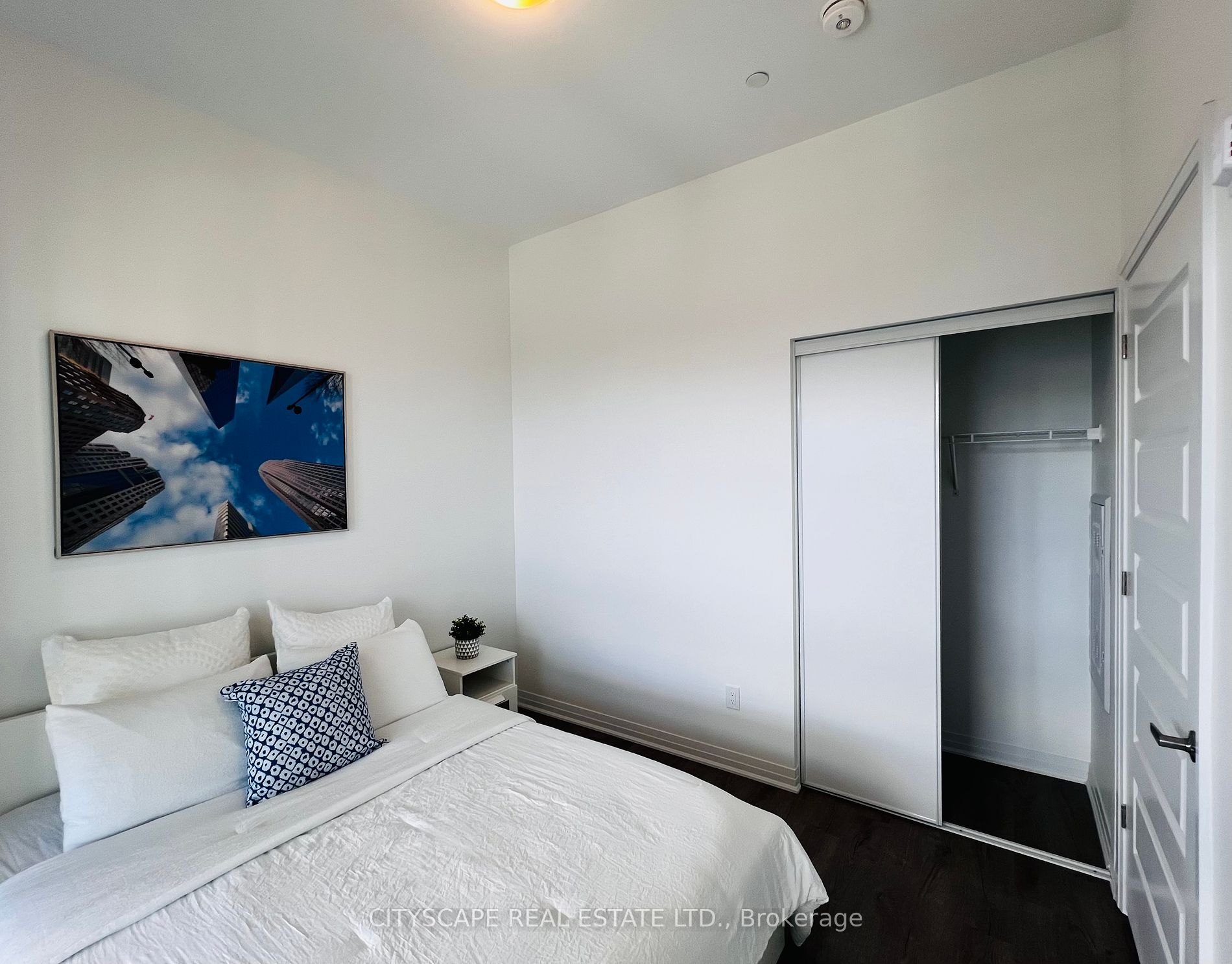 460 Gordon Krantz Avenue, #611