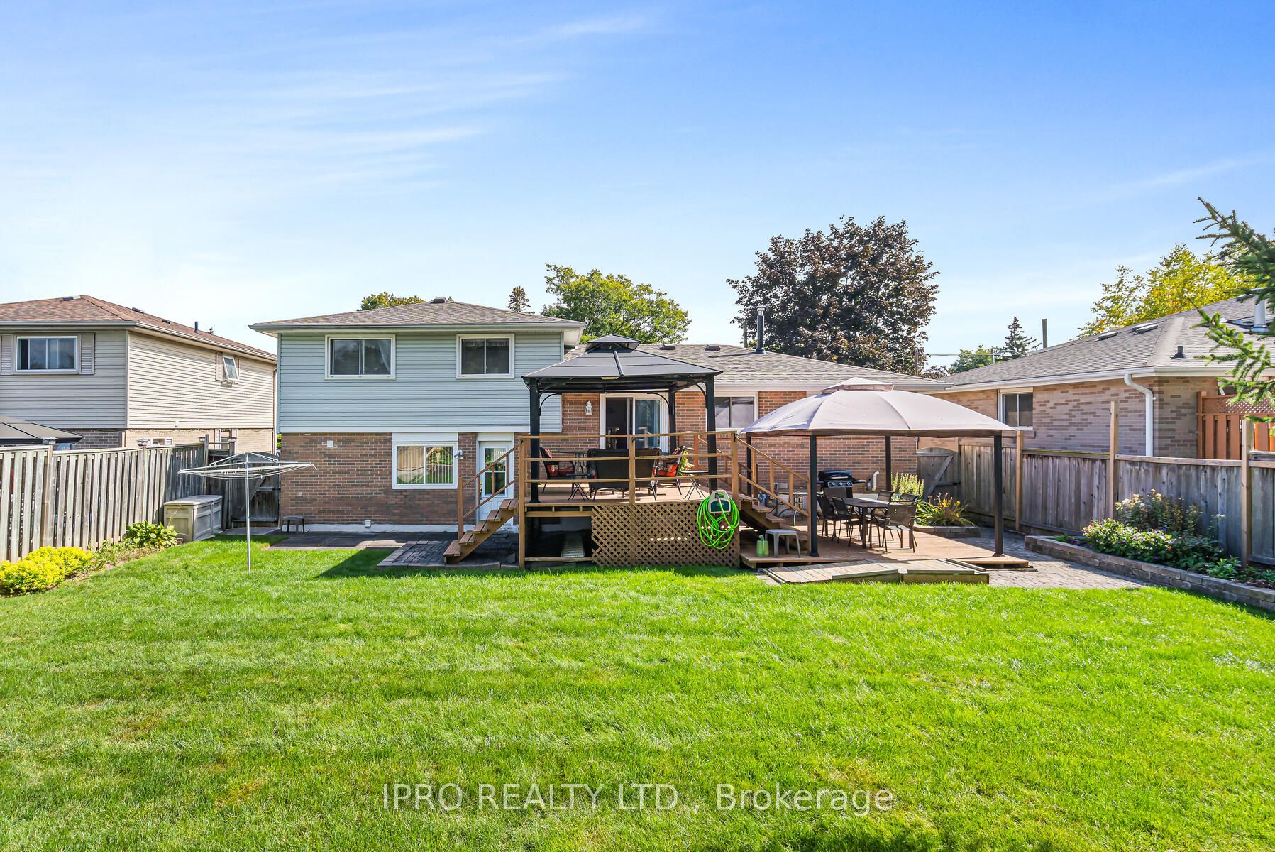 27 Eleanor Crescent