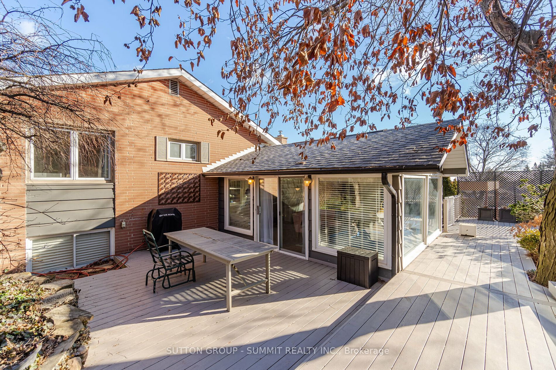 122 Vista Boulevard