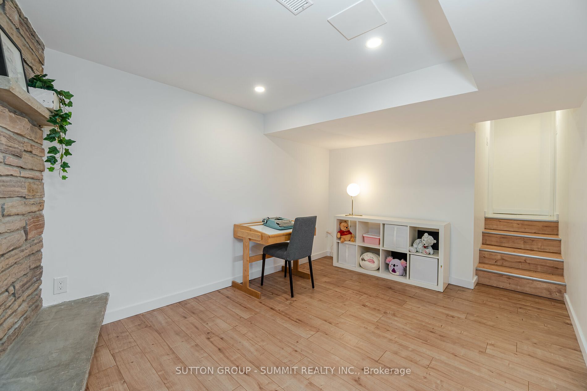 122 Vista Boulevard