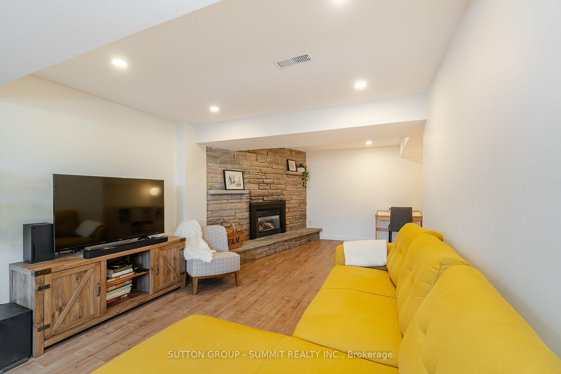 122 Vista Boulevard