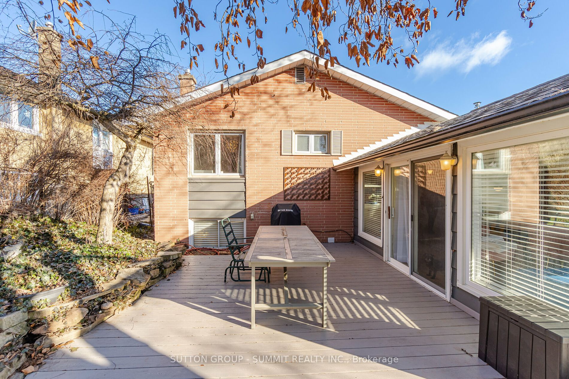 122 Vista Boulevard