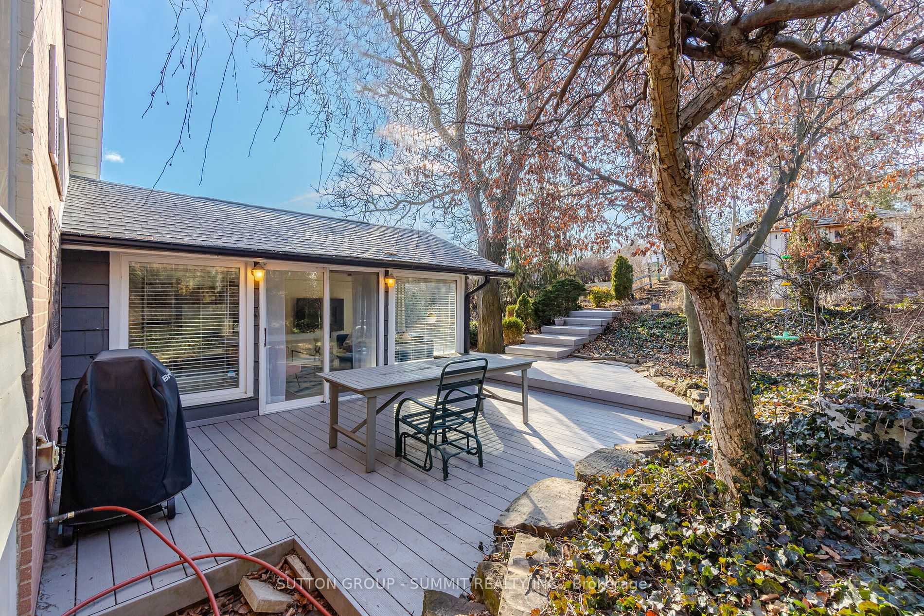 122 Vista Boulevard