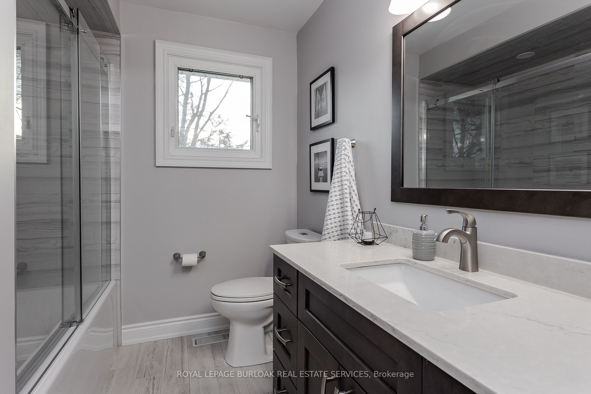404 Erindale Dr