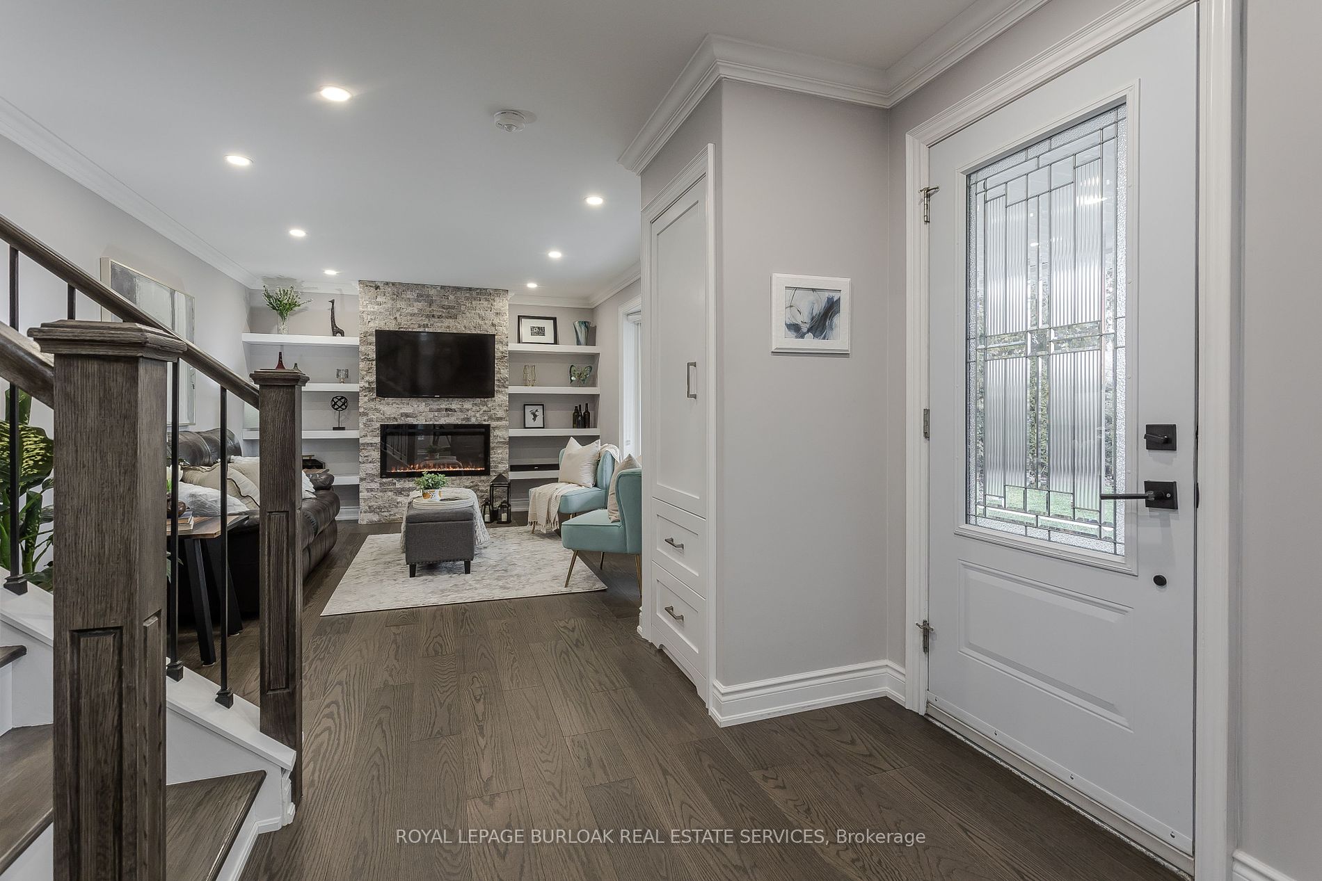 404 Erindale Dr