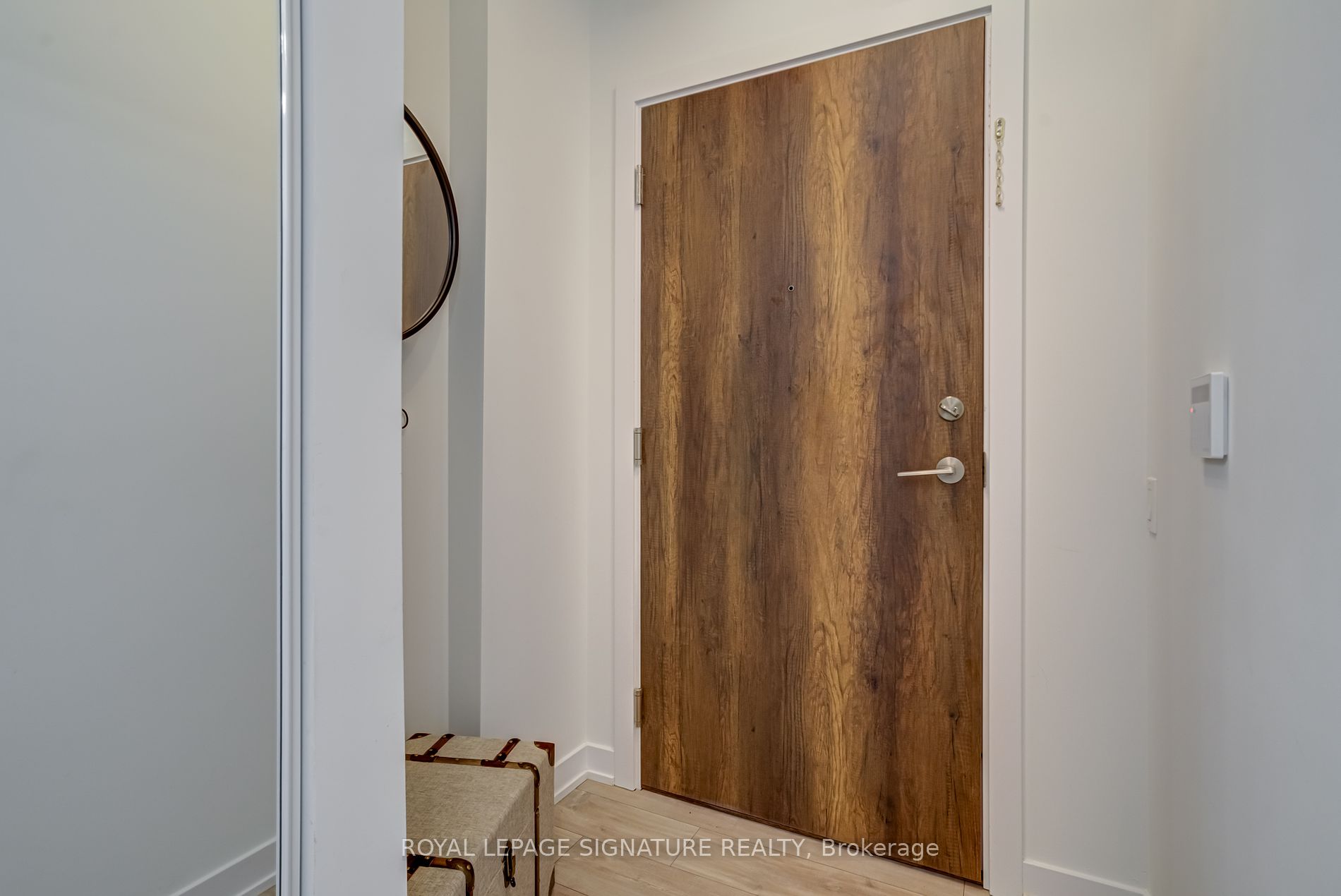 251 Manitoba St, #325
