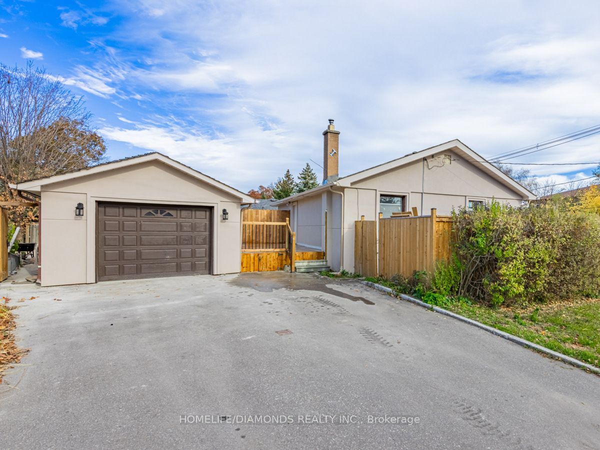 191 DEANE Avenue