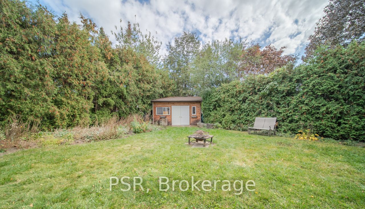 3256 Cindy Cres