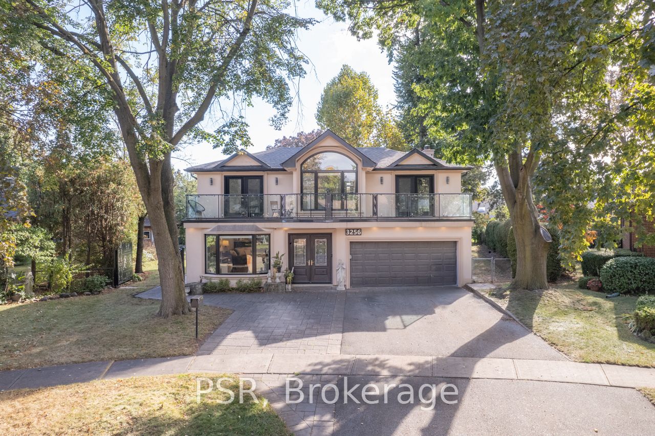 3256 Cindy Cres