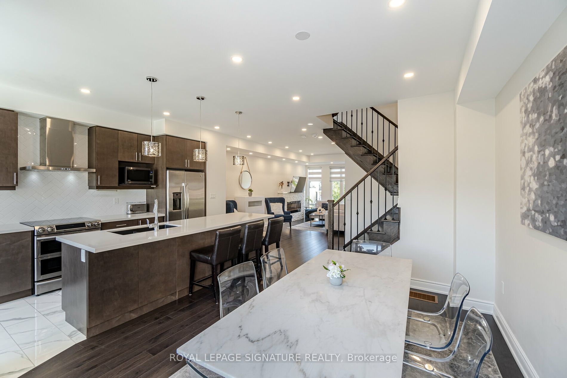 127 Widdicombe Hill