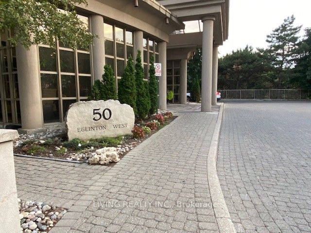 50 Eglinton Ave W, #408