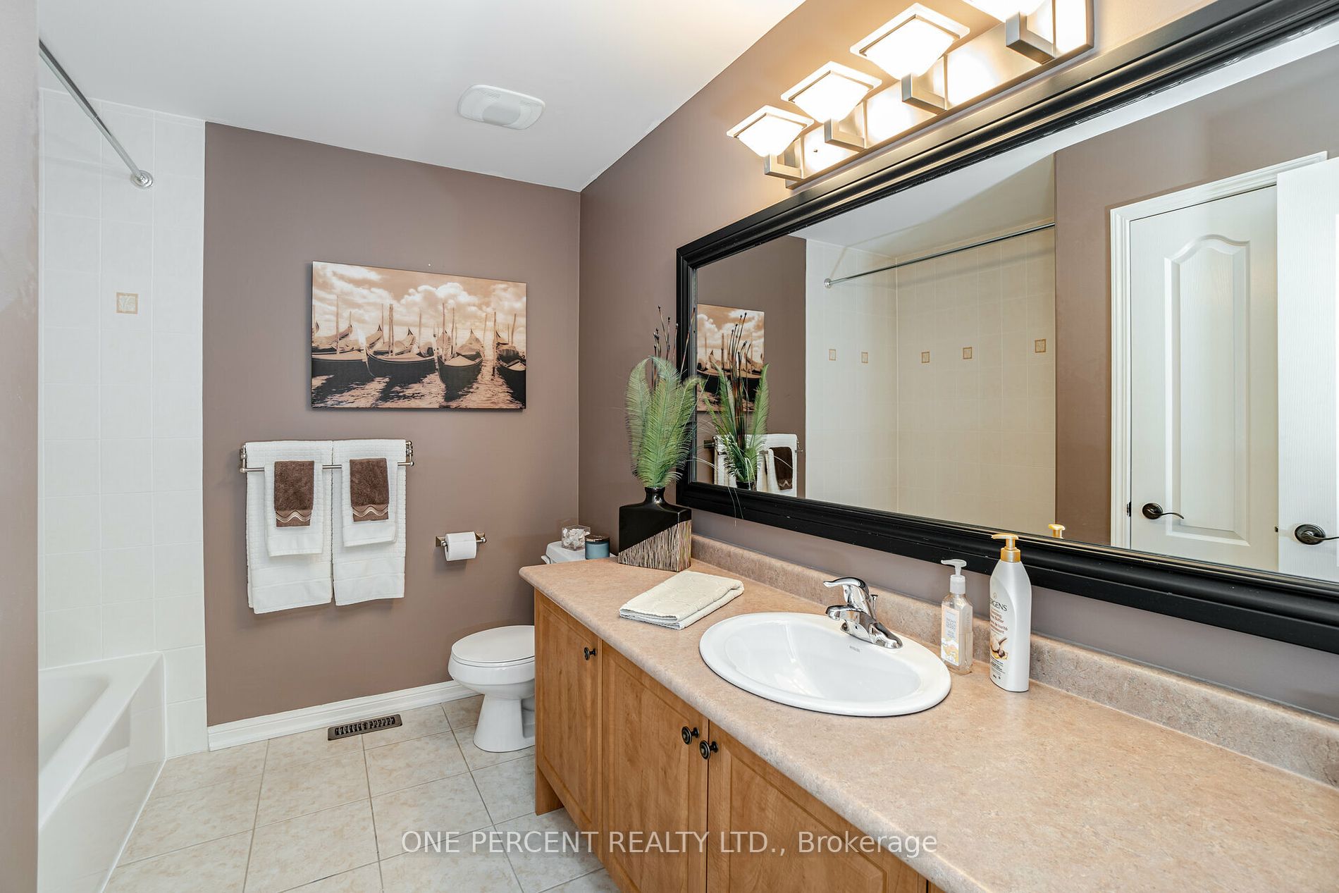 620 Ferguson Dr, #18