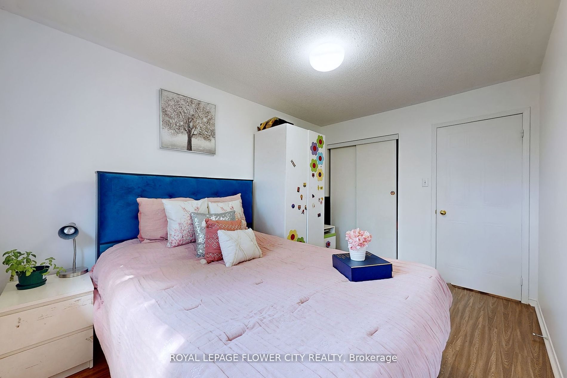 5950 Glen Erin Dr, #23