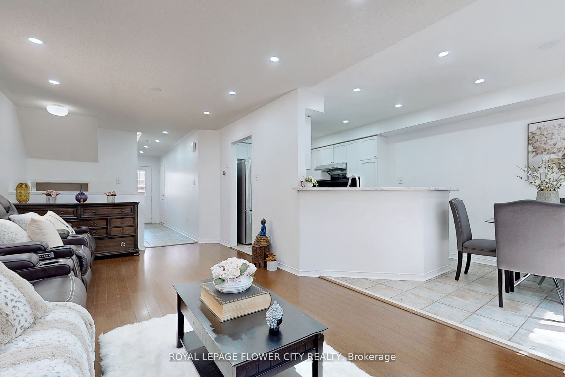 5950 Glen Erin Dr, #23