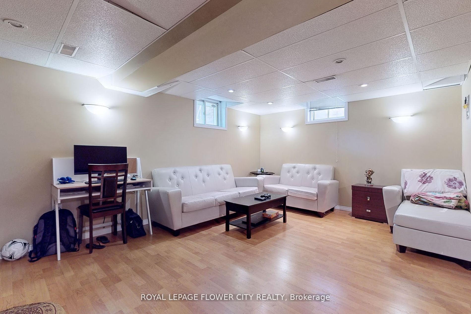 5950 Glen Erin Dr, #23