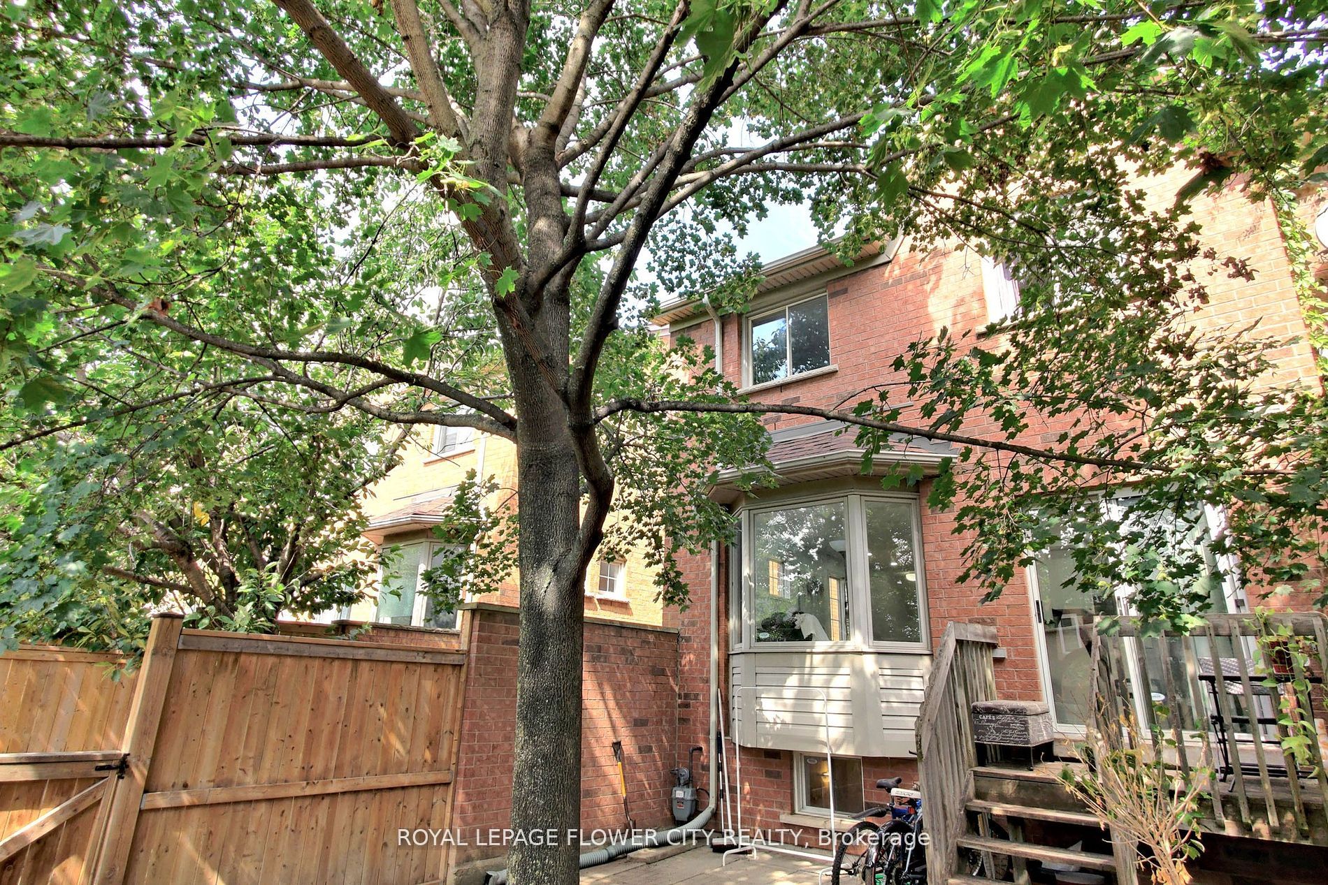5950 Glen Erin Dr, #23